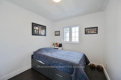 Photo 32 at 190 Deepsprings Crescent, Vellore Village, Vaughan