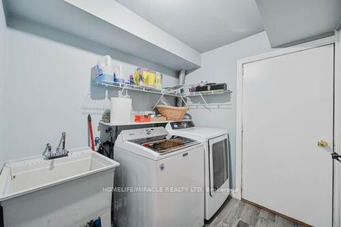 Photo 43 at 190 Deepsprings Crescent, Vellore Village, Vaughan
