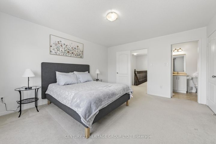 Photo 22 at 44 Acorn Lane, Bradford, Bradford West Gwillimbury