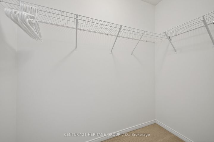 Photo 24 at 44 Acorn Lane, Bradford, Bradford West Gwillimbury