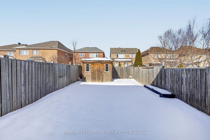 Photo 39 at 44 Acorn Lane, Bradford, Bradford West Gwillimbury