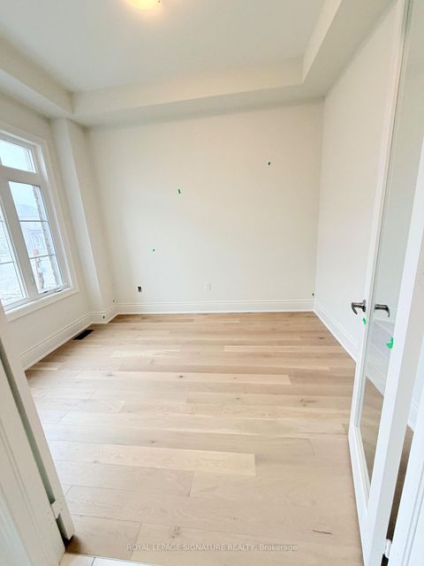 Photo 10 at 8 Art Leech Drive, Rural Richmond Hill, Richmond Hill