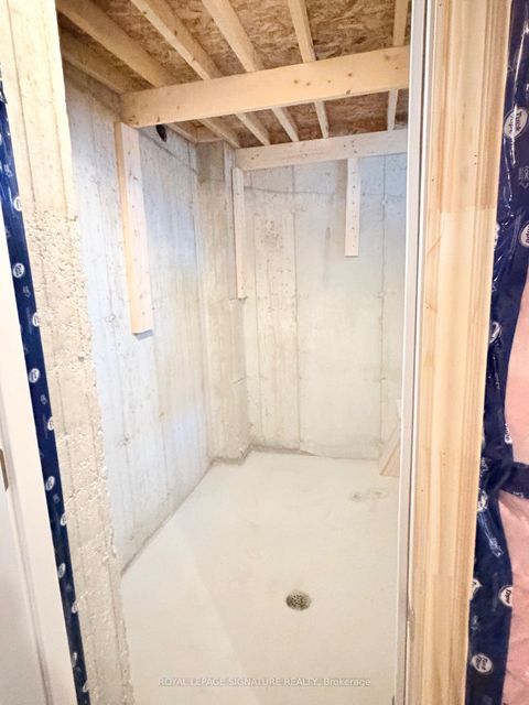 Photo 40 at 8 Art Leech Drive, Rural Richmond Hill, Richmond Hill