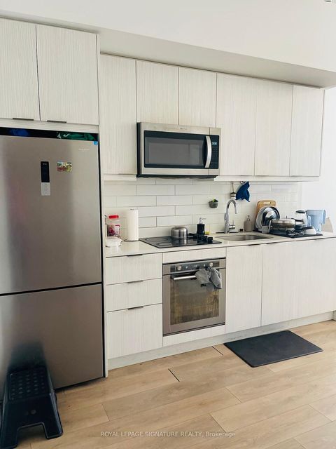 Photo 2 at 301 - 38 Forest Manor Road, Henry Farm, Toronto