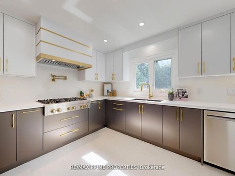 Photo 34 at 137 Old Surrey Lane, South Richvale, Richmond Hill