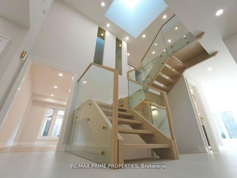 Photo 37 at 137 Old Surrey Lane, South Richvale, Richmond Hill