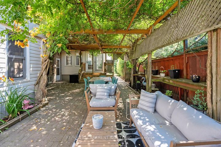 Photo 40 at 564 Maplehill Drive, Roseland, Burlington