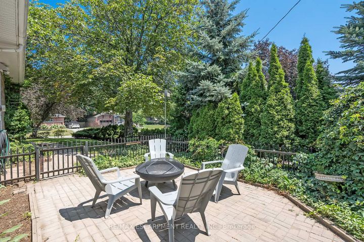 Photo 42 at 564 Maplehill Drive, Roseland, Burlington