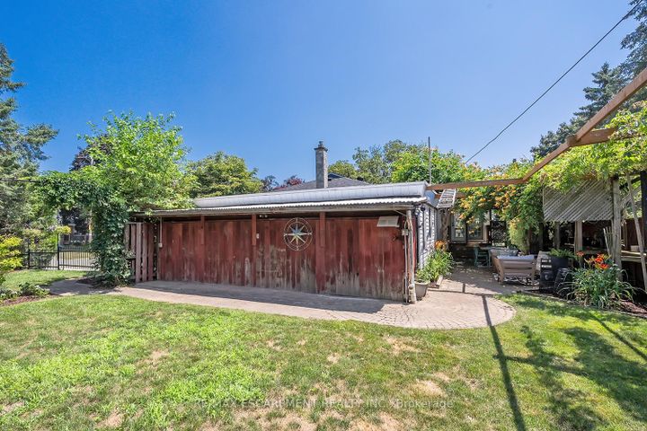 Photo 46 at 564 Maplehill Drive, Roseland, Burlington