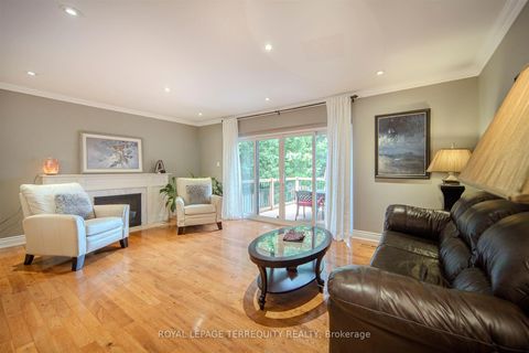 Photo 12 at 92 Saskatoon Drive, The Westway, Toronto