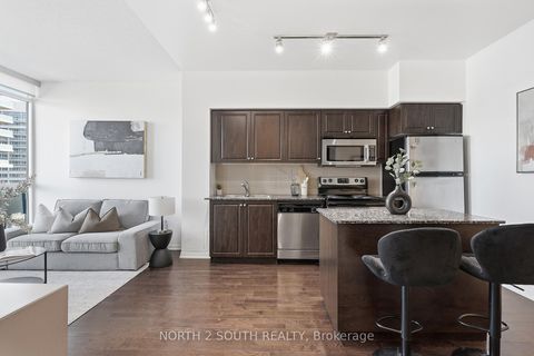 Photo 4 at 712 - 215 Fort York Boulevard, Waterfront Communities C1, Toronto