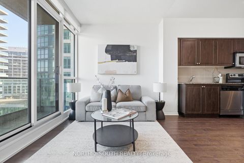 Photo 7 at 712 - 215 Fort York Boulevard, Waterfront Communities C1, Toronto