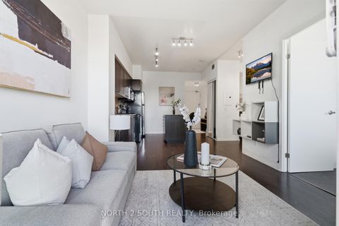 Photo 9 at 712 - 215 Fort York Boulevard, Waterfront Communities C1, Toronto