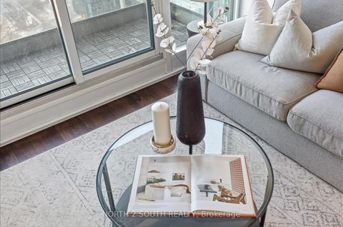 Photo 10 at 712 - 215 Fort York Boulevard, Waterfront Communities C1, Toronto