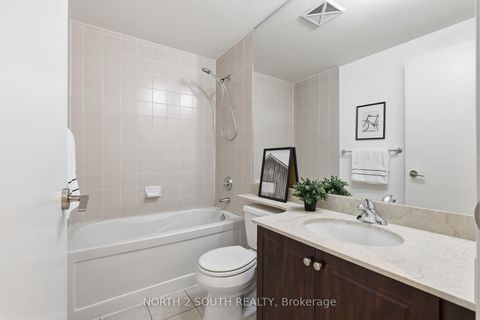 Photo 16 at 712 - 215 Fort York Boulevard, Waterfront Communities C1, Toronto