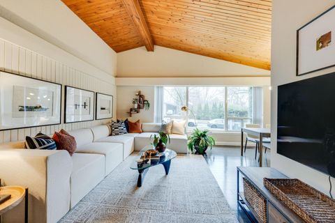 Photo 4 at 6 Providence Street, Eglinton East, Toronto