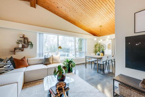 Photo 5 at 6 Providence Street, Eglinton East, Toronto