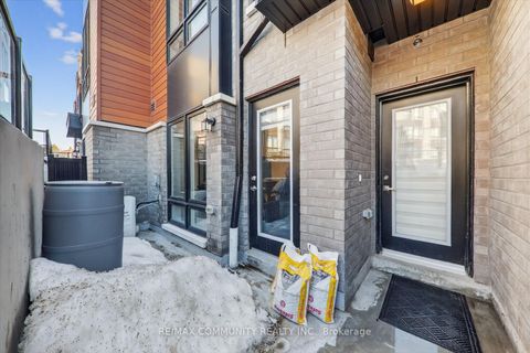 Photo 4 at 21 - 145 Tapscott Road, Malvern, Toronto
