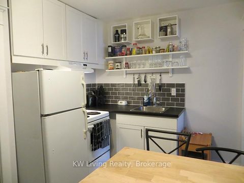 Photo 14 at 928 Broadview Avenue, Danforth, Toronto