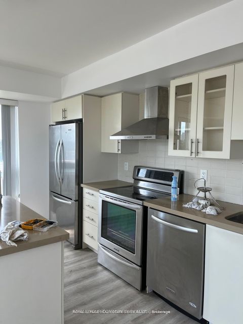 Photo 1 at 317 - 75 Norman Bethune Avenue, Beaver Creek Business Park, Richmond Hill