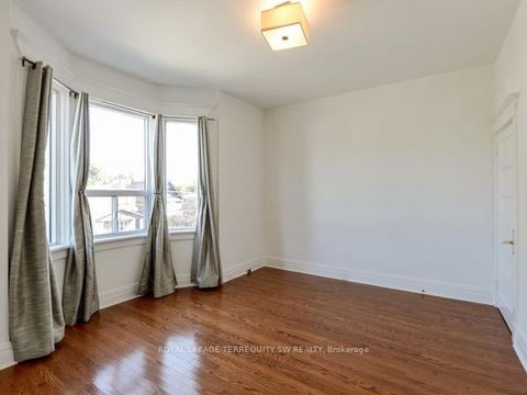 Photo 17 at 105 Barker Avenue, East York, Toronto