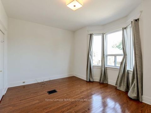 Photo 18 at 105 Barker Avenue, East York, Toronto