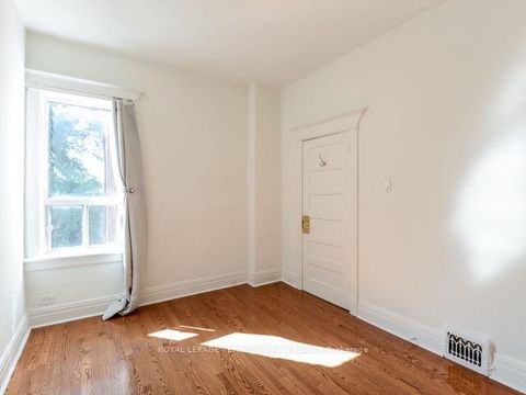 Photo 20 at 105 Barker Avenue, East York, Toronto