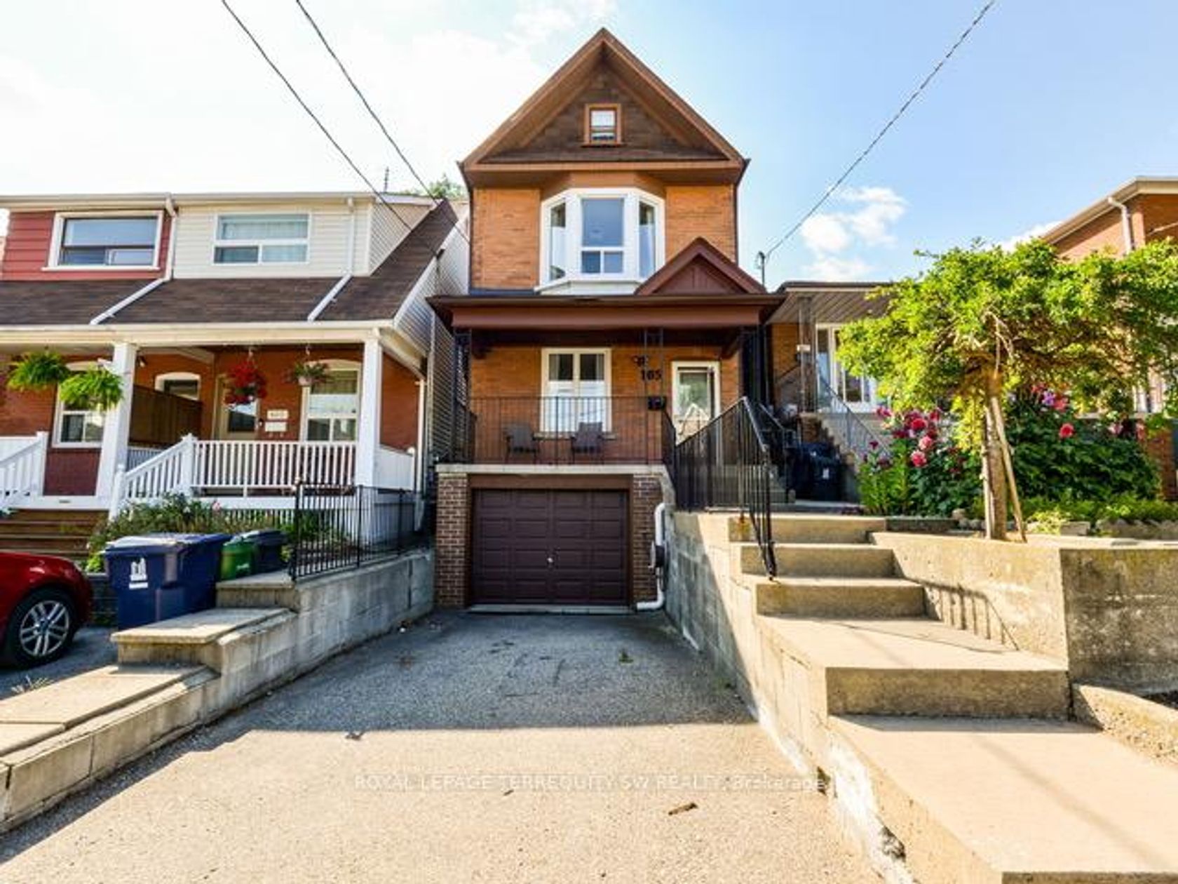 105 Barker Avenue, East York, Toronto by Loree Meneguzzi Real Estate 105 Barker Avenue, East York, Toronto