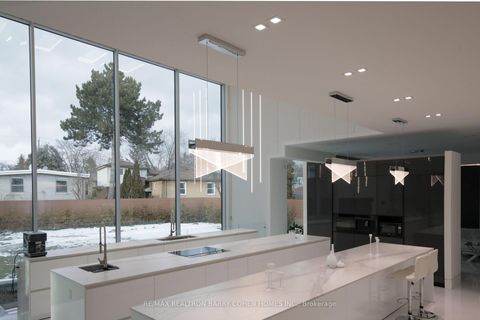 Photo 8 at 8 Cadmus Road, Newtonbrook East, Toronto