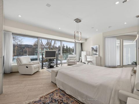 Photo 23 at 8 Cadmus Road, Newtonbrook East, Toronto