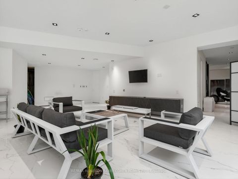 Photo 32 at 8 Cadmus Road, Newtonbrook East, Toronto