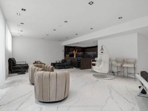 Photo 33 at 8 Cadmus Road, Newtonbrook East, Toronto