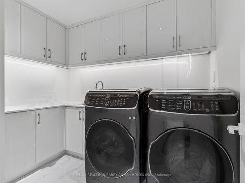 Photo 39 at 8 Cadmus Road, Newtonbrook East, Toronto