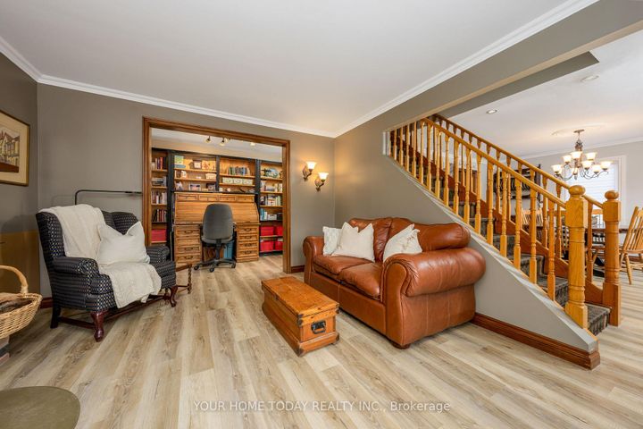 Photo 5 at 20 Elgin Street, Georgetown, Halton Hills