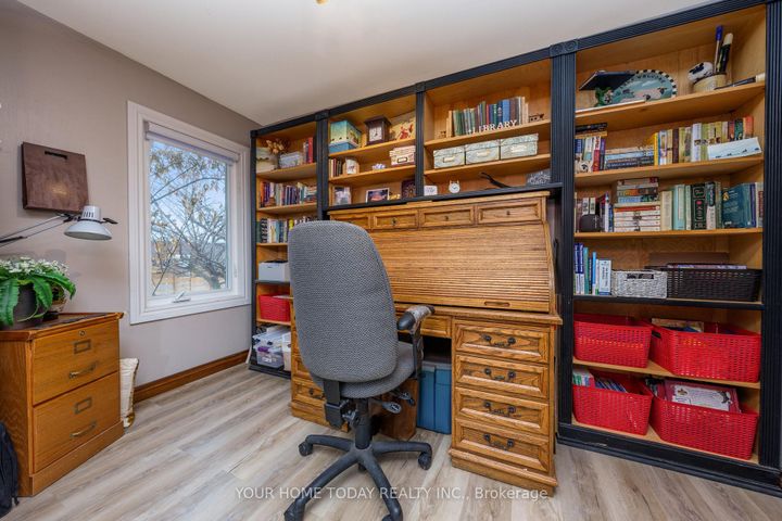 Photo 6 at 20 Elgin Street, Georgetown, Halton Hills