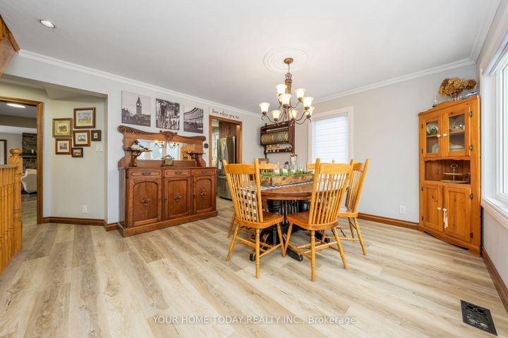 Photo 7 at 20 Elgin Street, Georgetown, Halton Hills