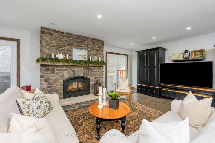 Photo 13 at 20 Elgin Street, Georgetown, Halton Hills
