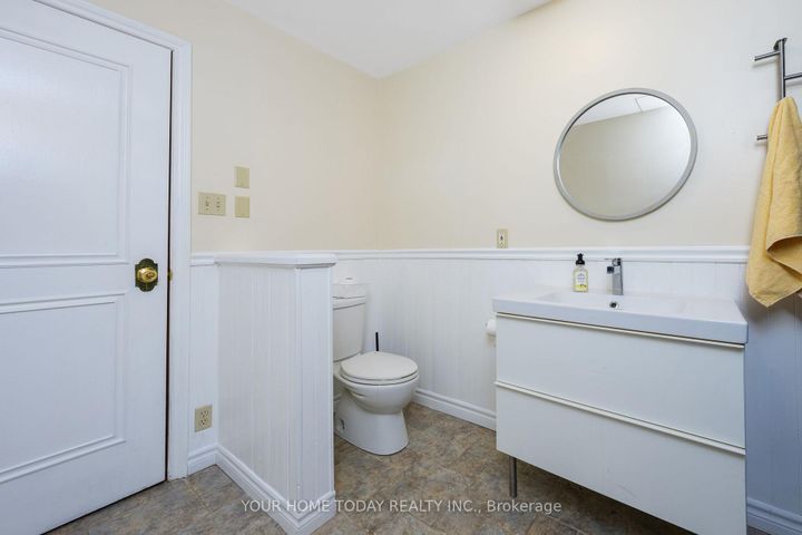 Photo 15 at 20 Elgin Street, Georgetown, Halton Hills