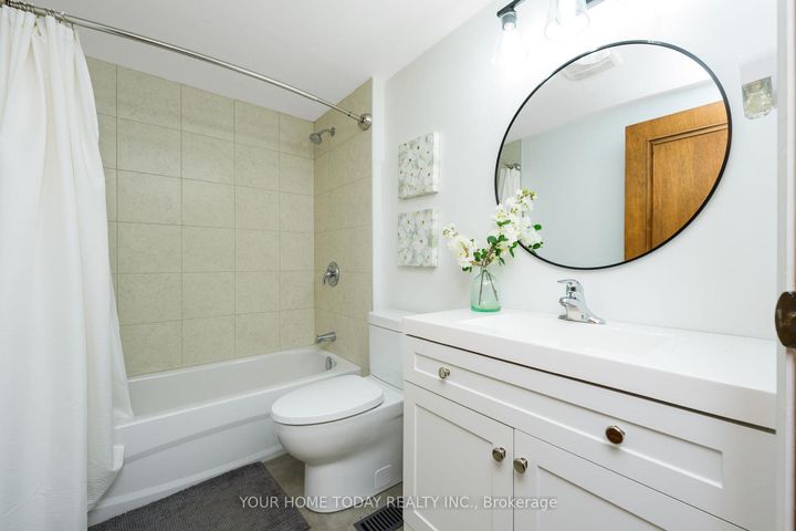 Photo 24 at 20 Elgin Street, Georgetown, Halton Hills