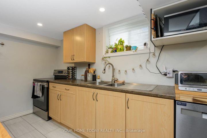 Photo 26 at 20 Elgin Street, Georgetown, Halton Hills