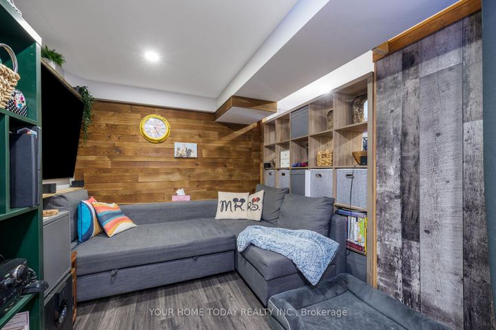 Photo 31 at 20 Elgin Street, Georgetown, Halton Hills