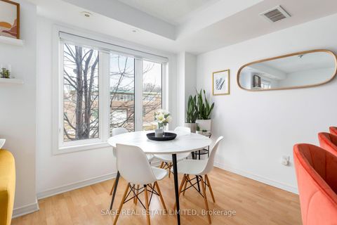 Photo 10 at 4 - 817 Dundas Street E, South Riverdale, Toronto