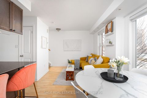 Photo 13 at 4 - 817 Dundas Street E, South Riverdale, Toronto