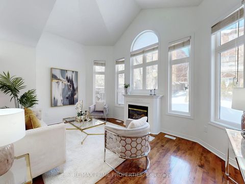 Photo 4 at 22 Waymount Avenue, Westbrook, Richmond Hill