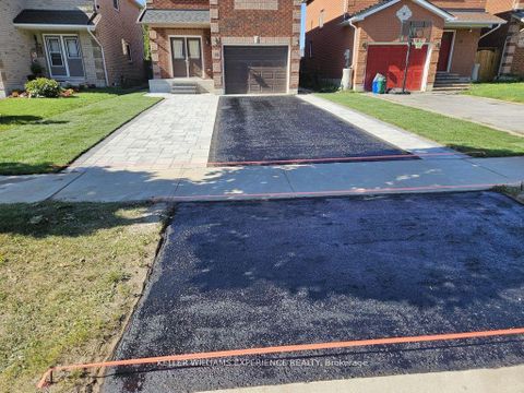 Photo 2 at 28 Coronation Parkway, Shore, Barrie