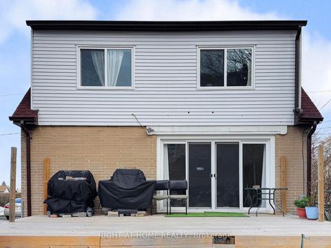 Photo 5 at 46 Glenshephard Drive, Kennedy Park, Toronto