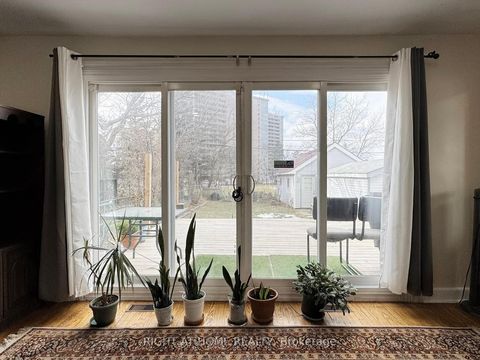 Photo 14 at 46 Glenshephard Drive, Kennedy Park, Toronto