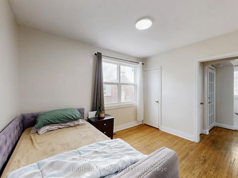 Photo 20 at 46 Glenshephard Drive, Kennedy Park, Toronto