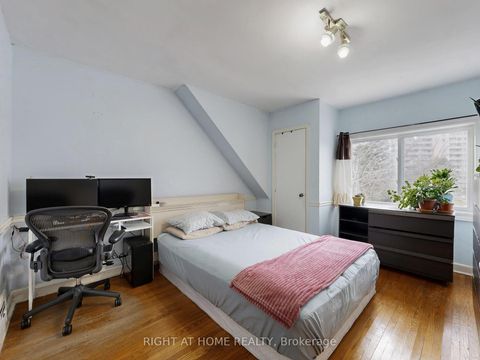 Photo 26 at 46 Glenshephard Drive, Kennedy Park, Toronto