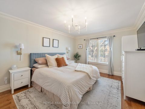 Photo 20 at 4 Coates Avenue, Oakwood Village, Toronto